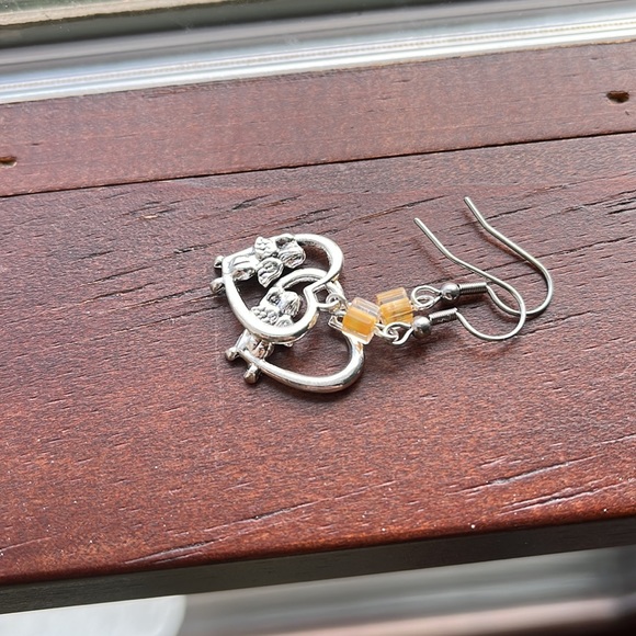 Eras tour inspired earrings - Picture 5 of 6